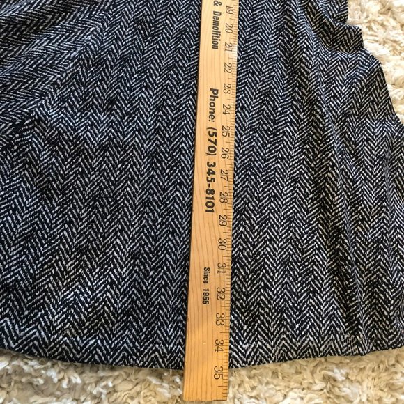 Sz S Michael Kors LS Fit & Flare Black & White Chevron Pattern Dress, Soft Comfo - Picture 7 of 7